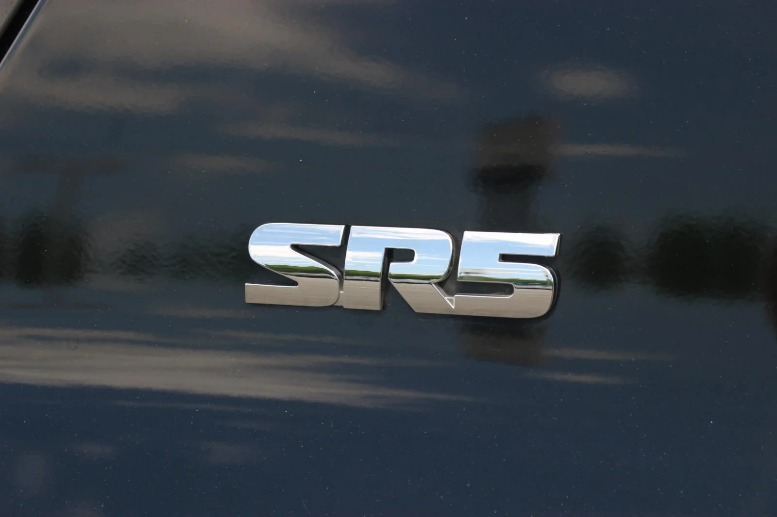 Used 2022 Black Toyota SR5 image 11