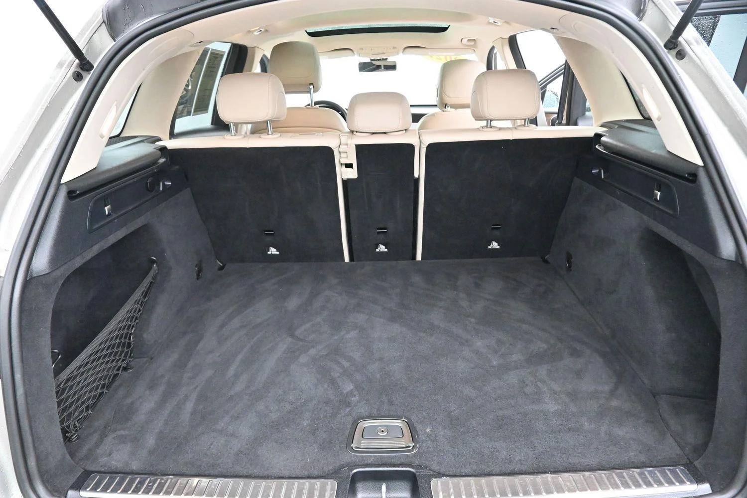 Used 2021 Mojave Silver Metallic Mercedes-Benz GLC 300 image 9