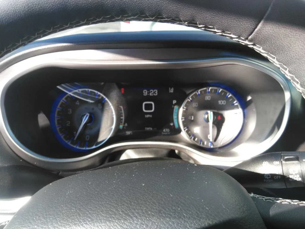 Used 2024 Silver Mist Clearcoat Chrysler Touring L image 8