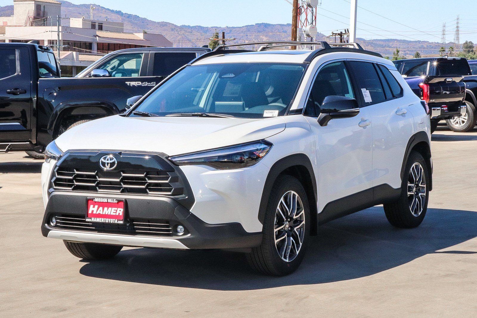 New 2026 Wind Chill Pearl Toyota XLE image 3