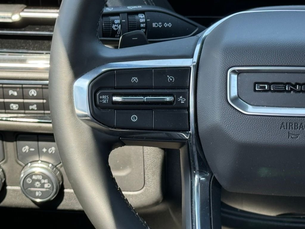 Used 2025 Black GMC Denali image 27