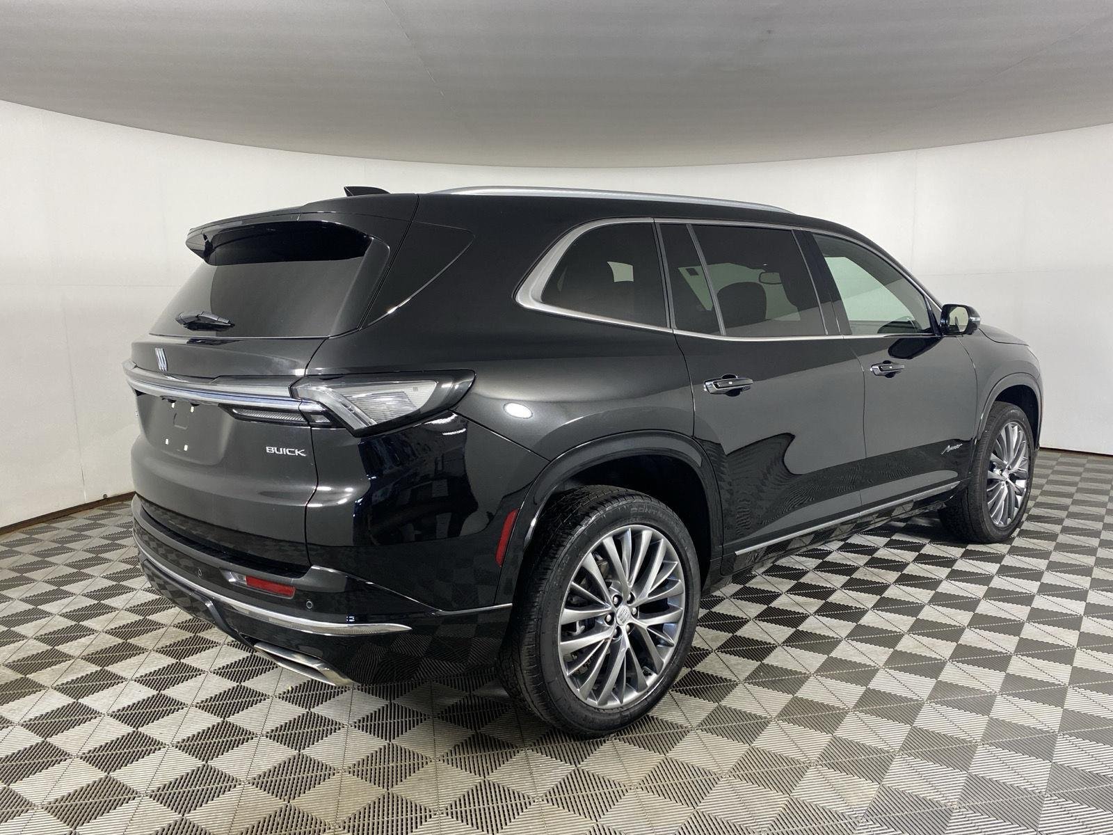 Used 2025 Ebony Twilight Metallic Buick Avenir image 9