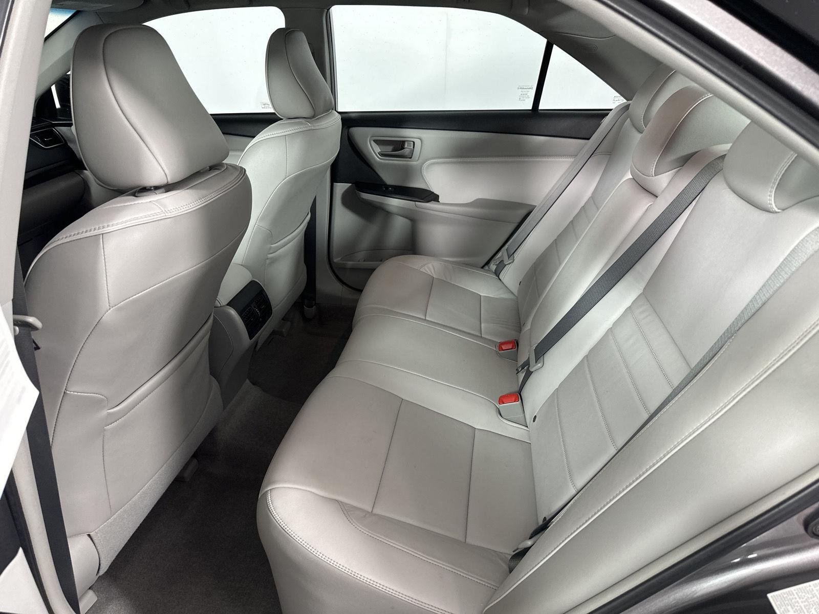 Used 2017 Predawn Gray Mica Toyota XLE image 23