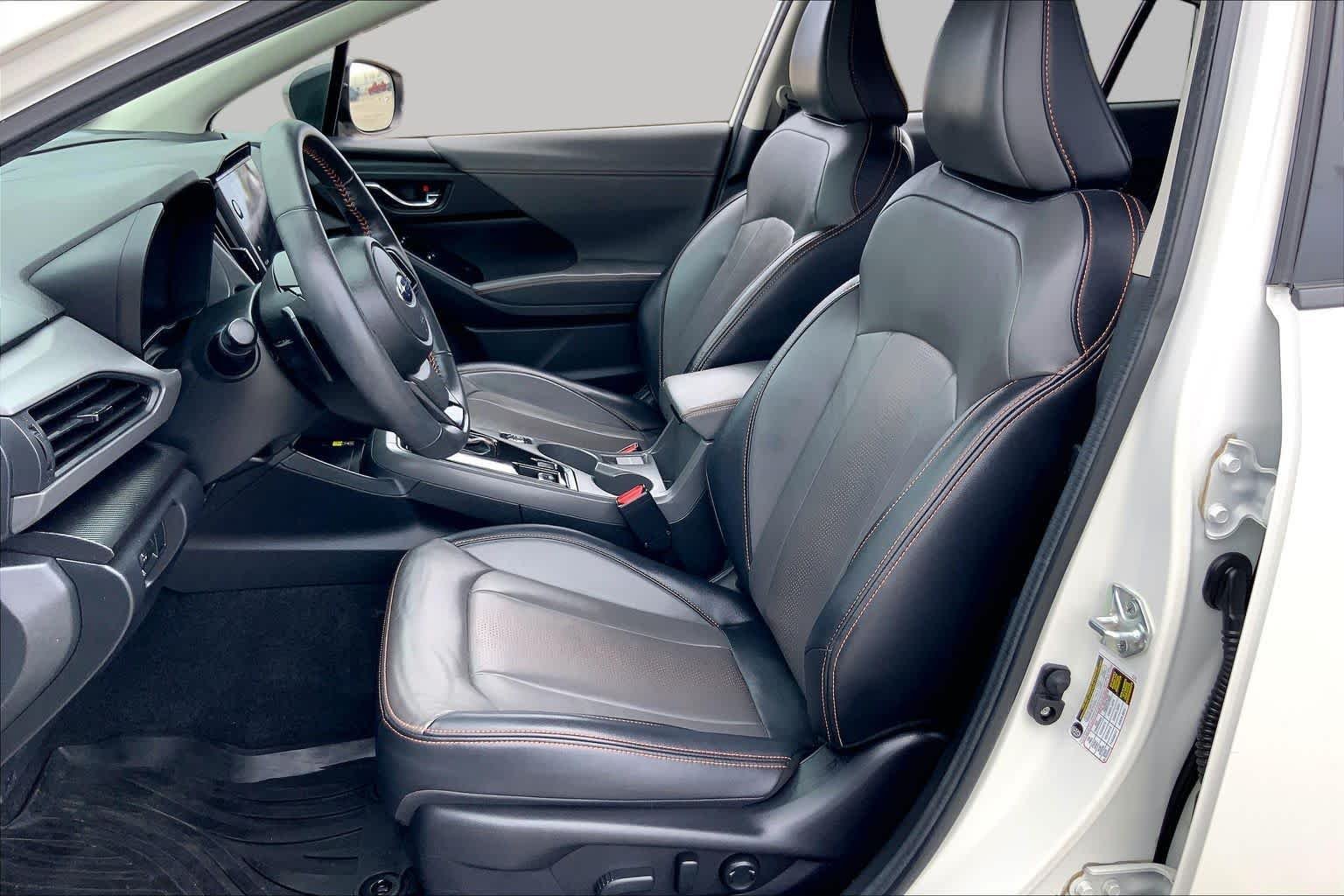 Used 2024 Crystal White Pearl Subaru Limited image 8
