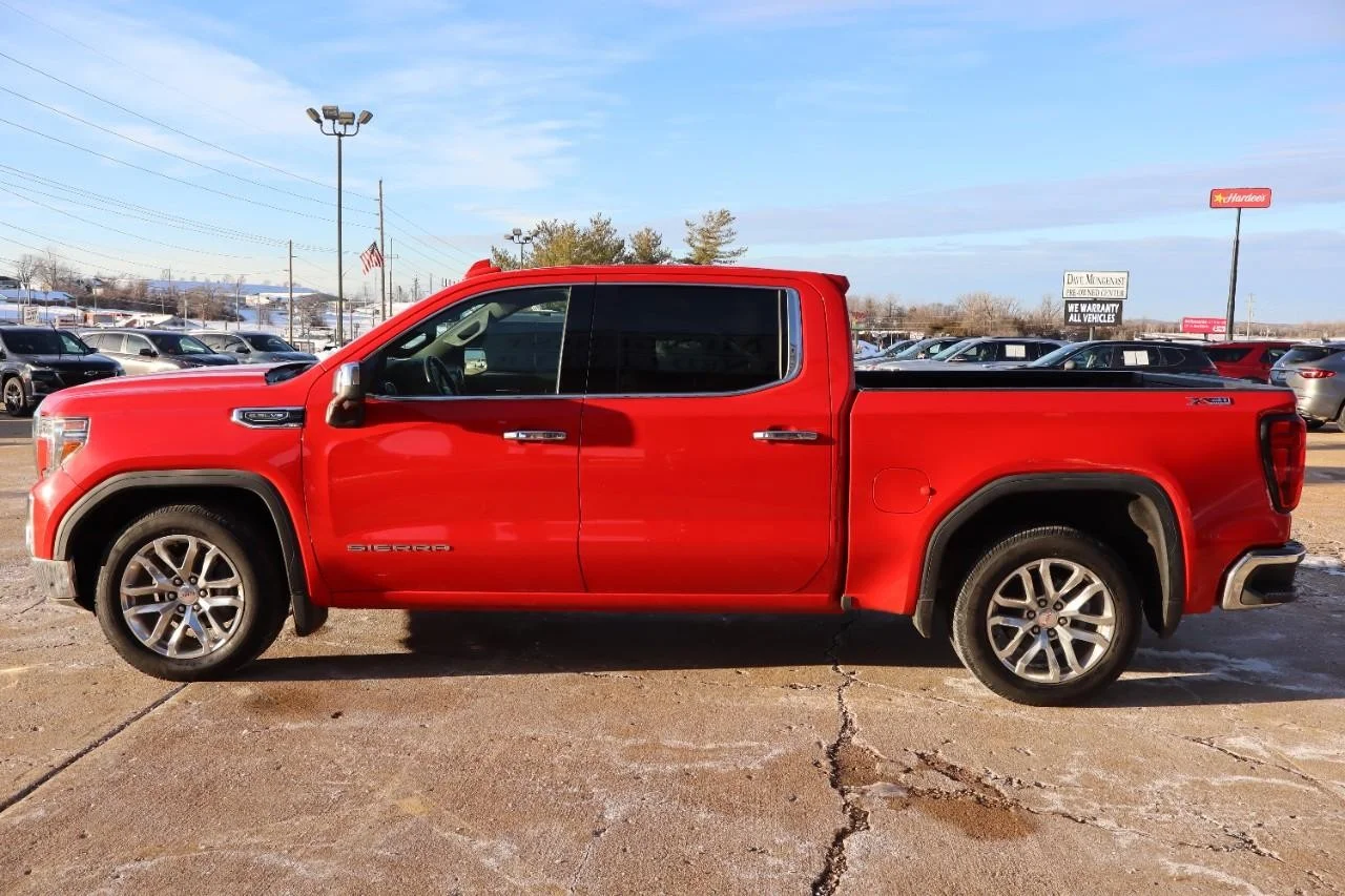 Used 2022 Cardinal Red GMC SLT image 2