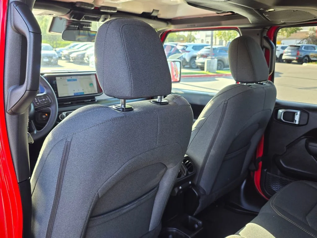 Used 2025 Red Jeep Sport S image 18