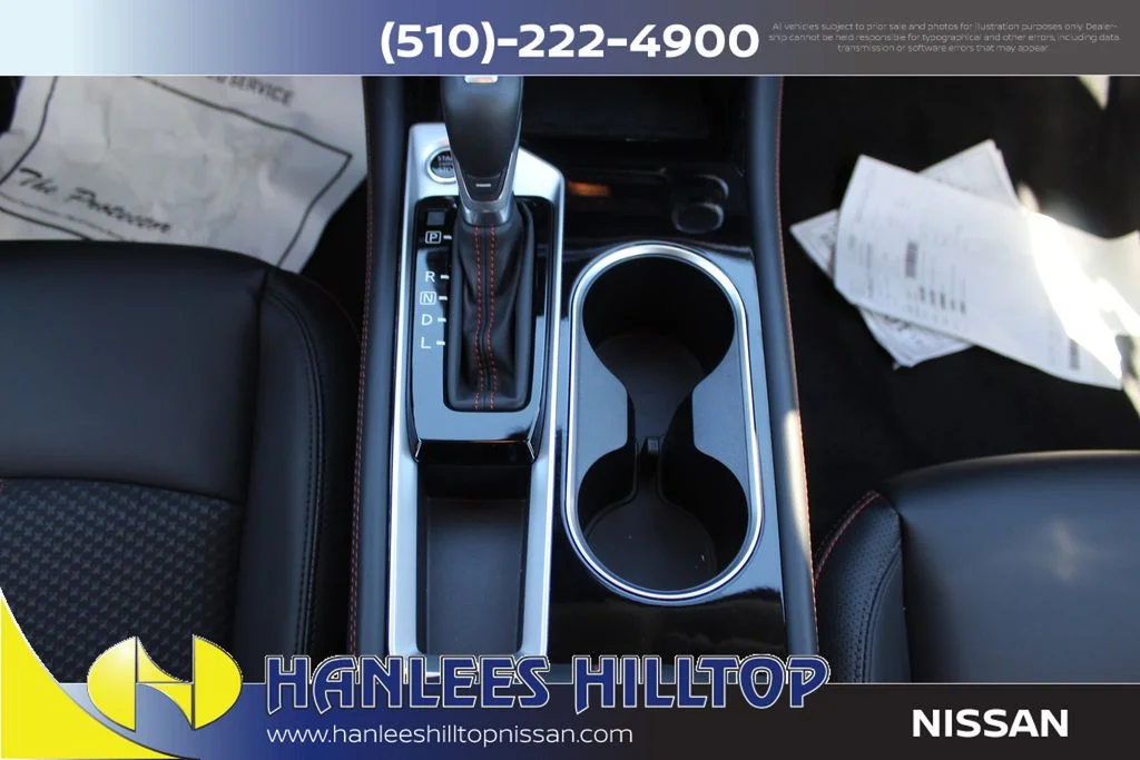 2025 Nissan Altima SR - Photo 17