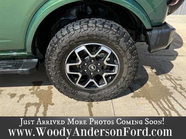 Used 2023 Eruption Green Metallic Ford Outer Banks image 4