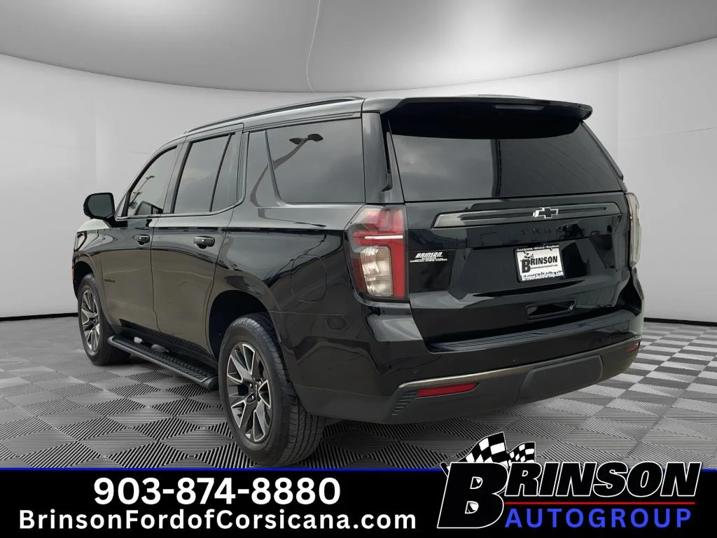 Used 2022 Black Chevrolet Z71 image 5