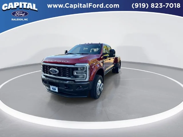 Used 2025 Red Ford King Ranch image 4