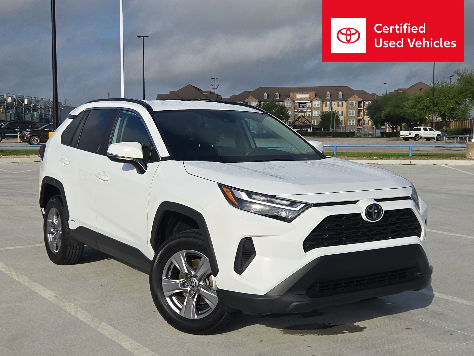 2025 Toyota RAV4 Hybrid XLE AWD's photo