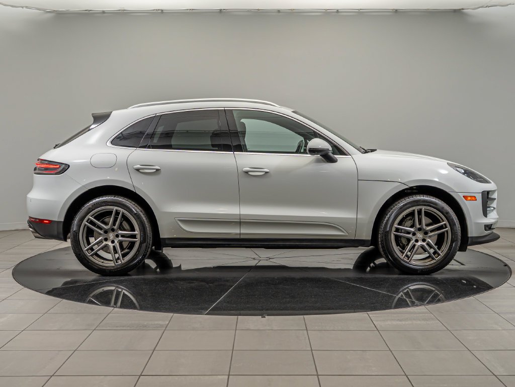 Certified Used 2021 White Porsche S image 9