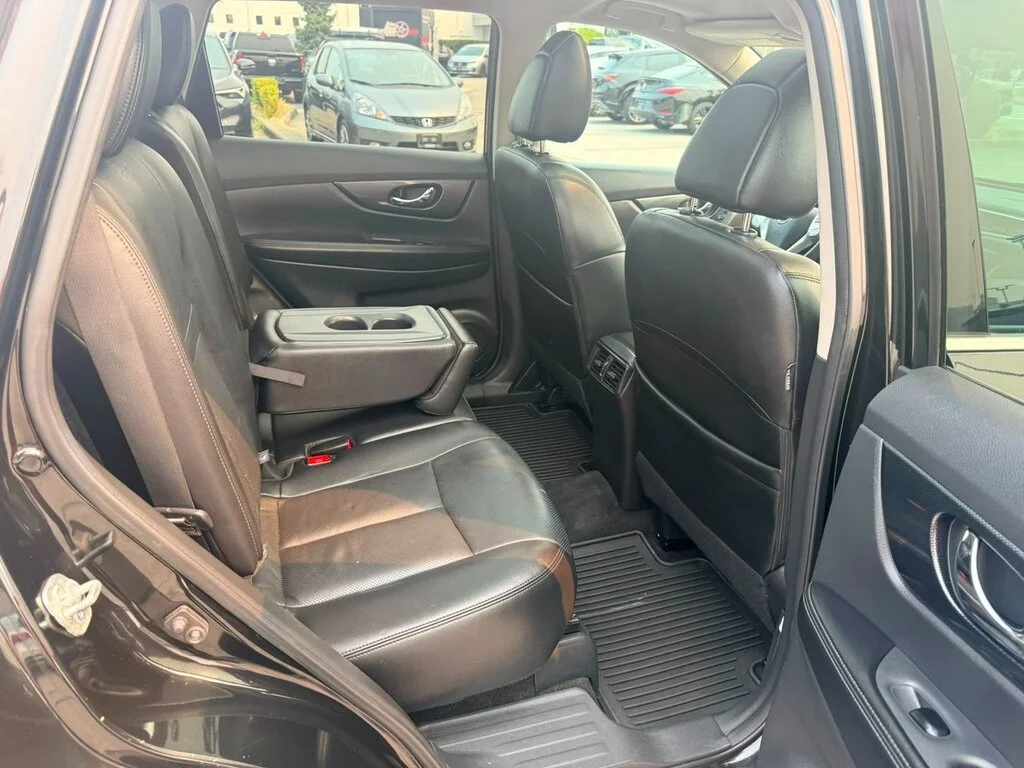 Used 2016 Magnetic Black Metallic Nissan SL AWD Premium CVT Dilawri Certified   Local BC image 14