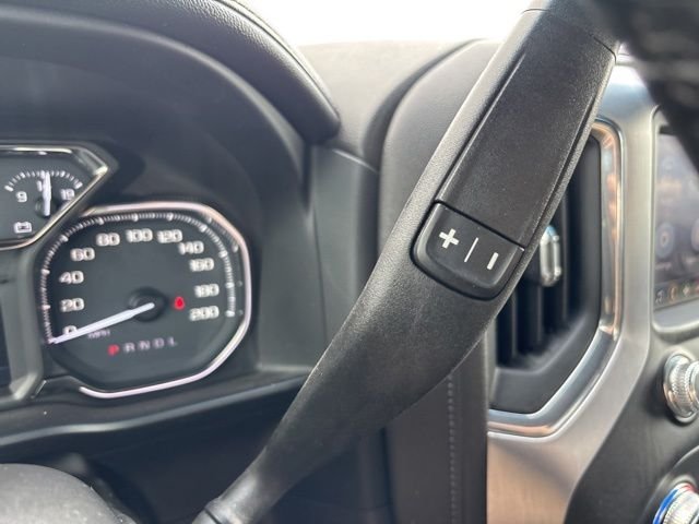 Used 2022 Red GMC SLE image 31