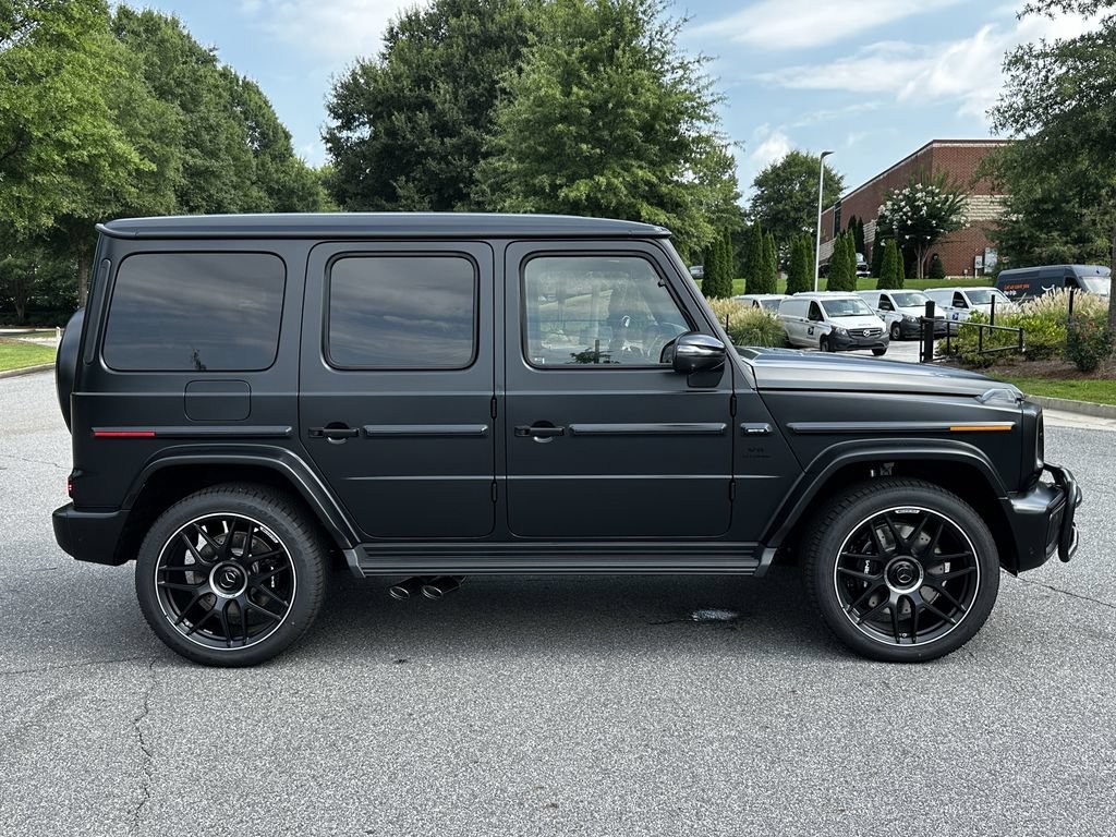 New 2027 MANUFAKTUR Night Black Magno Mercedes-Benz AMG® G 63 image 46