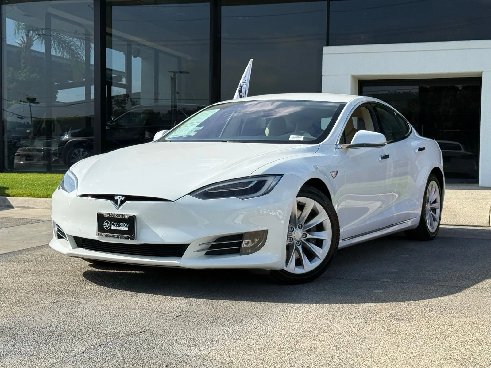 2017 Tesla Model S 75D's photo