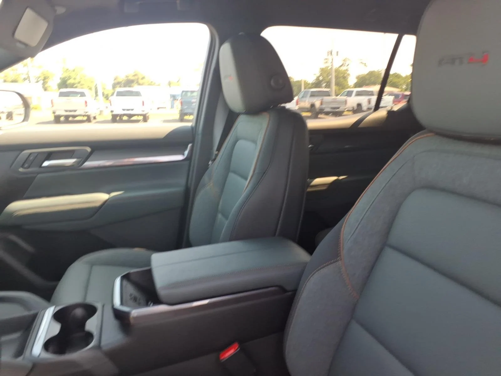 2027 GMC Terrain AT4 - Photo 15
