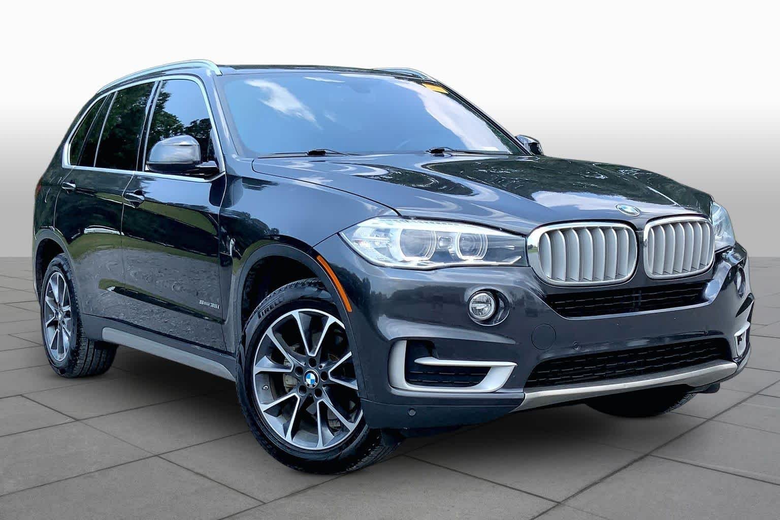 Used 2018 Dark Graphite Metallic BMW sDrive35i image 3