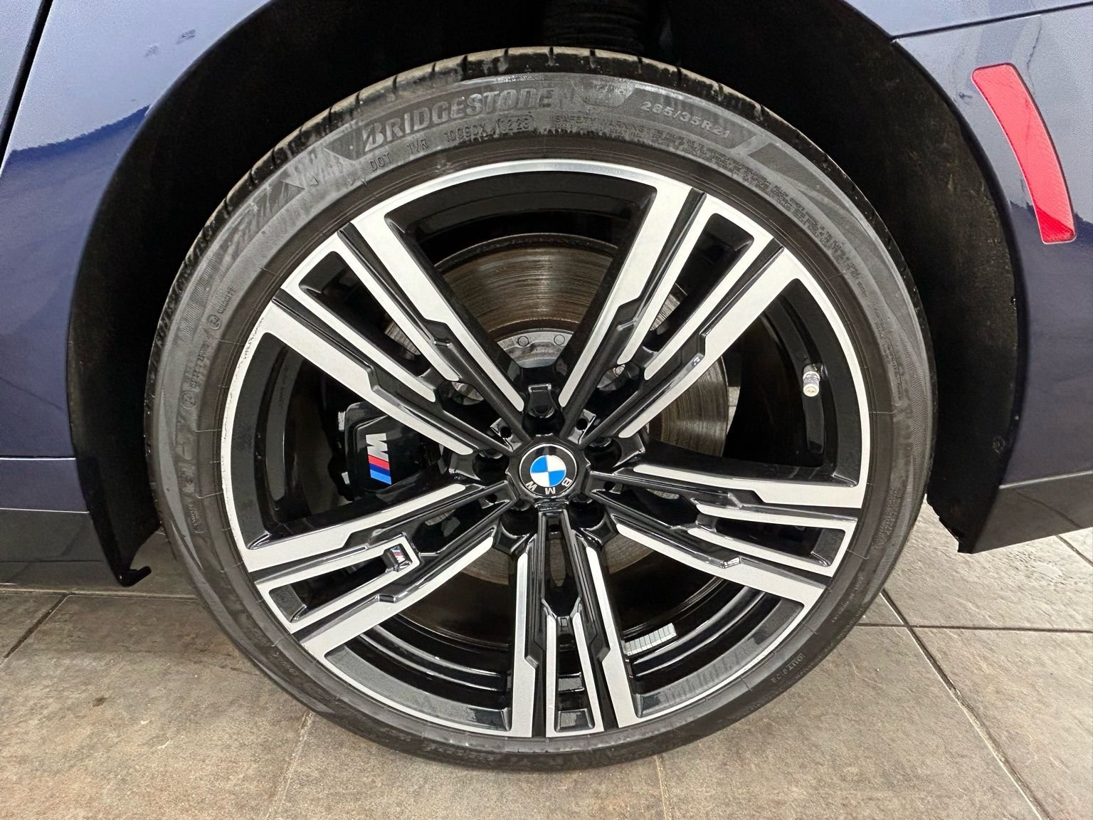 Used 2023 Tanzanite Blue II Metallic BMW 760i xDrive image 36