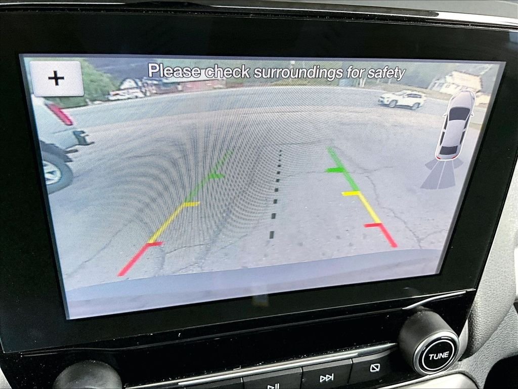 Used 2019 Shadow Black Ford SE image 19