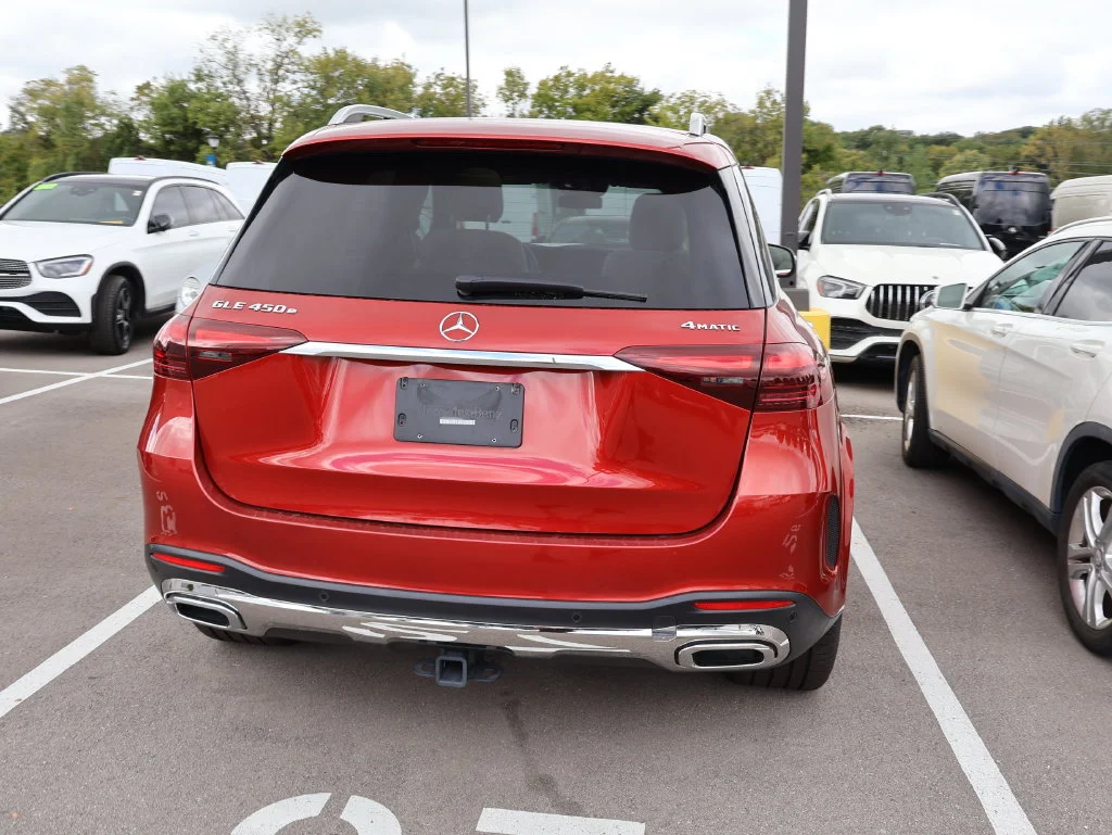 Used 2024 Red Mercedes-Benz GLE 450e image 13