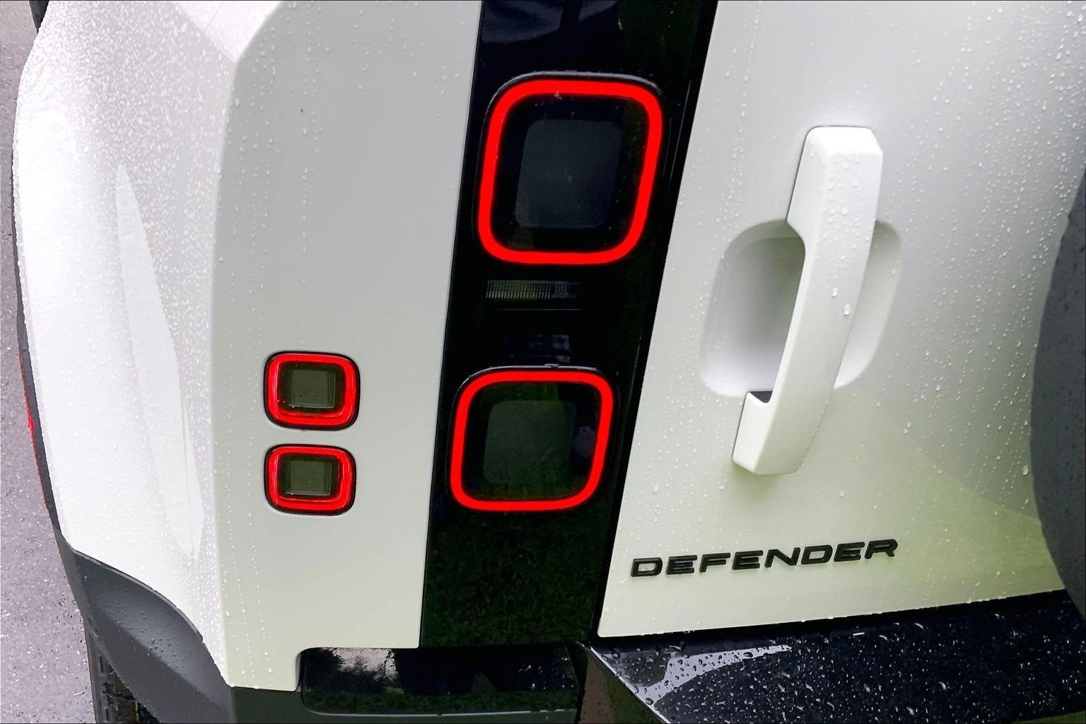 New 2026 Fuji White Land Rover S image 14