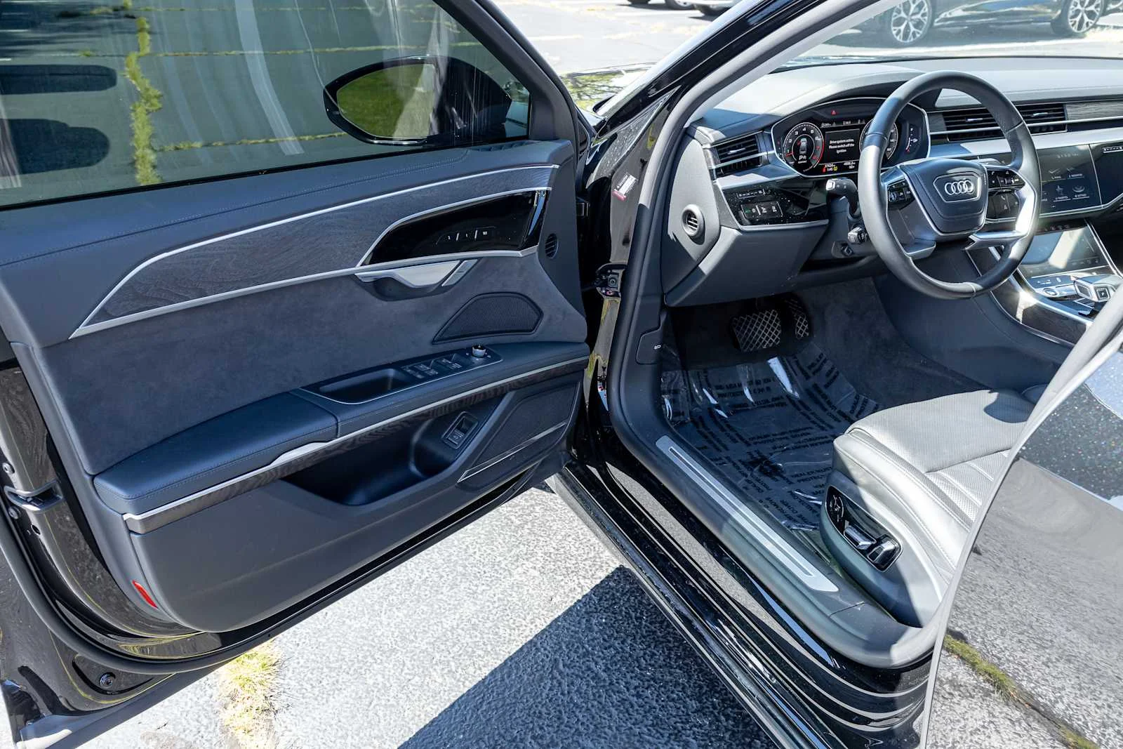 Used 2023 Mythos Black Metallic Audi  image 11