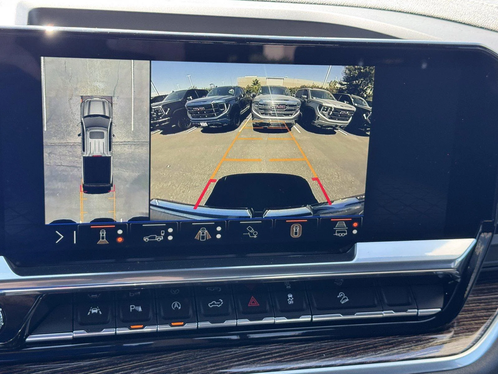 New 2026 Sterling Metallic GMC Elevation image 17