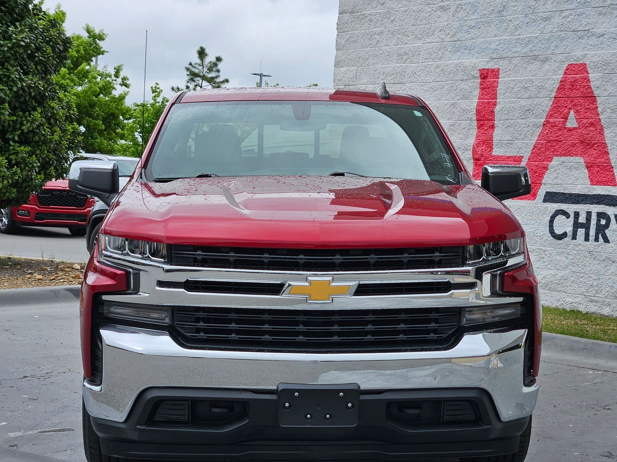 Used 2020 Chevrolet Silverado 1500 LT with VIN 1GCPWCEDXLZ104716 for sale in Little Rock