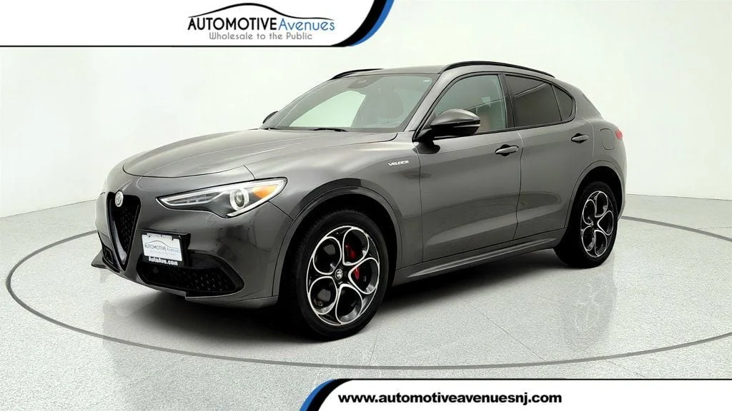 2022 Alfa Romeo Stelvio Ti Veloce AWD's photo