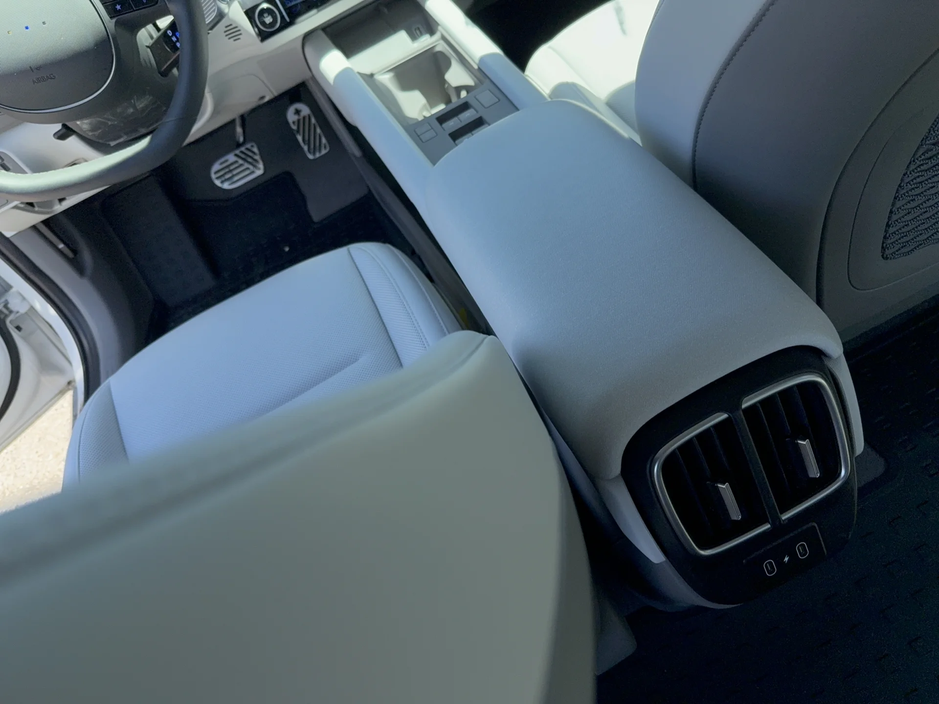 New 2024 Serenity White Pearl Hyundai Limited image 5