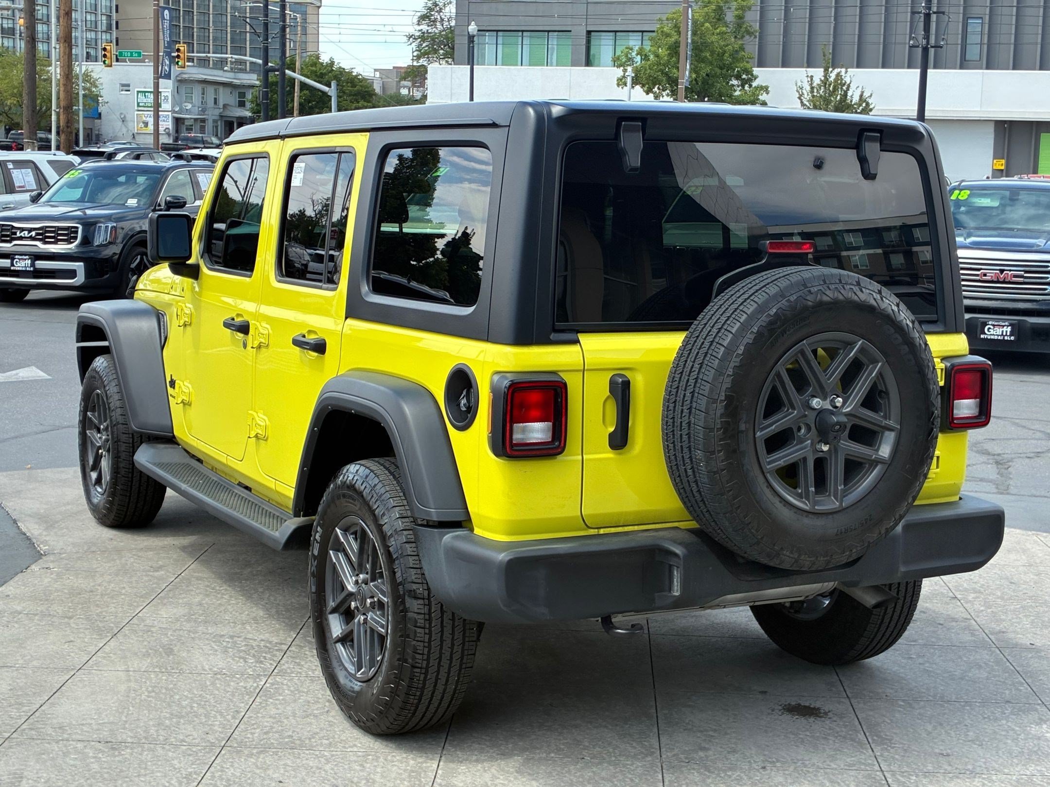 Ken Garff Cert 2024 High Velocity Clearcoat Jeep Sport S image 5