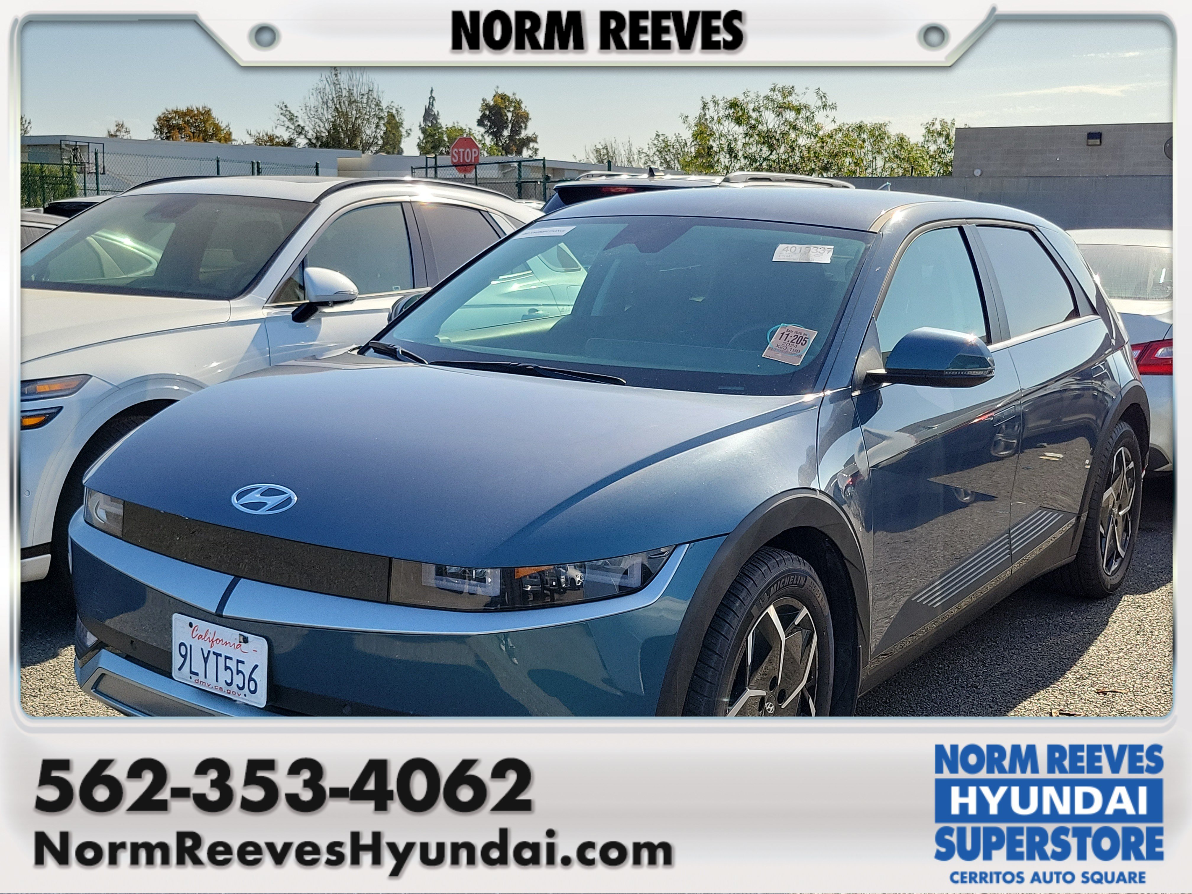 Certified Used 2024 Digital Teal Hyundai SEL image 1