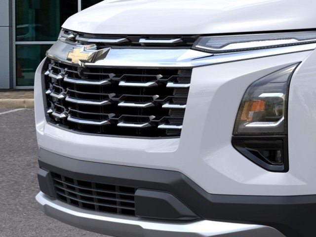 2027 Chevrolet Equinox LT - Photo 13
