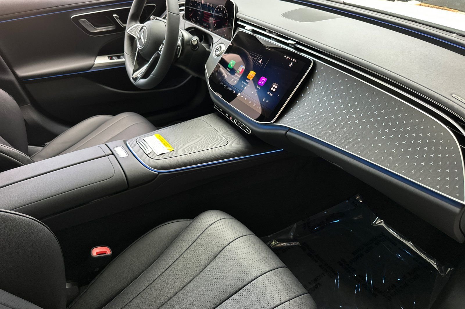 2026 Mercedes-Benz E-Class E350 - Photo 9