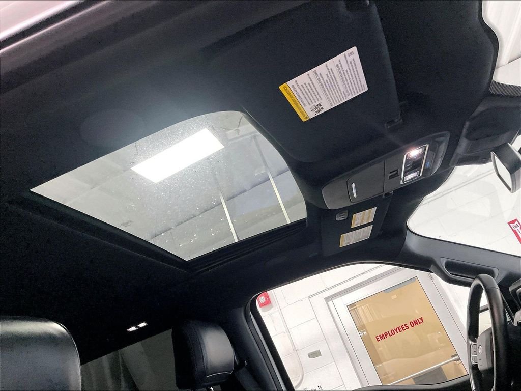 Used 2025 White Ford Platinum image 22