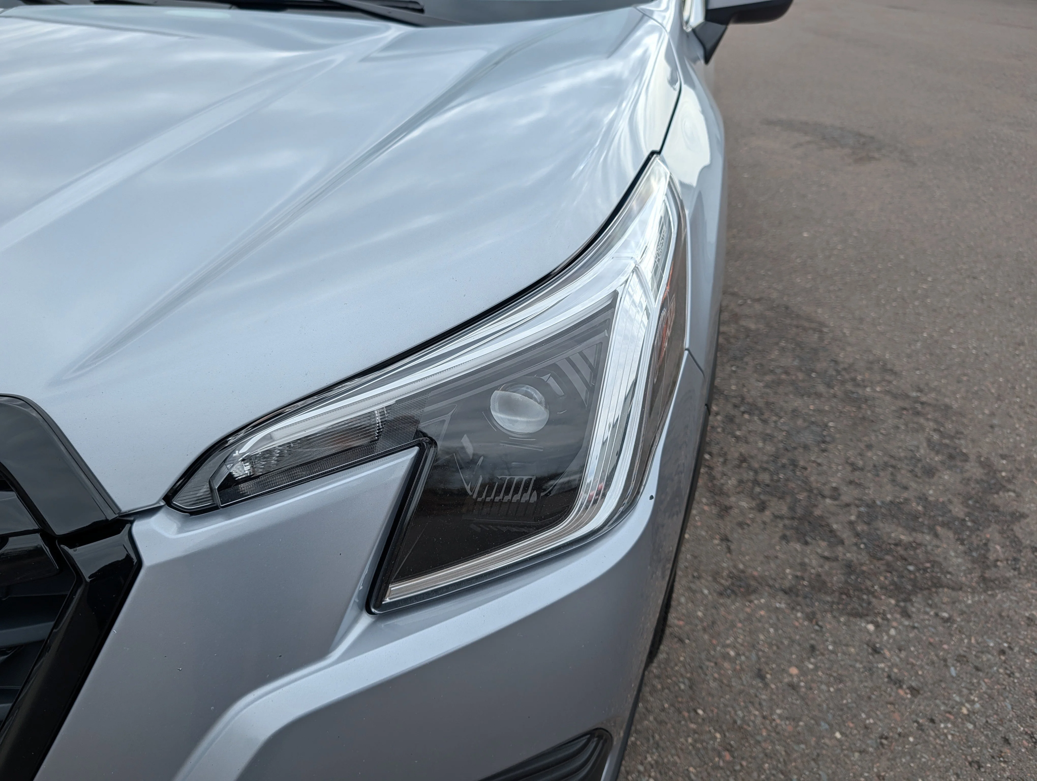 Used 2024 Ice Silver Metallic Subaru Premium image 16