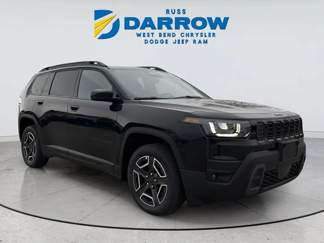 New 2026 Diamond Black Crystal Pearl-Coat Exterior Paint Jeep Limited image 7