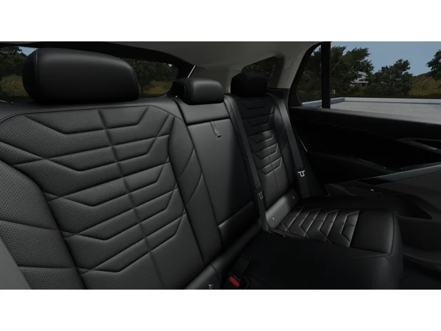 New 2027 Mineral White Metallic BMW  image 12