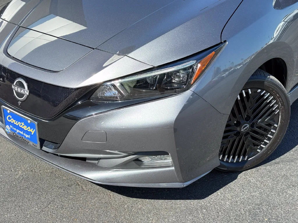 Used 2024 Gray Nissan SV PLUS image 3