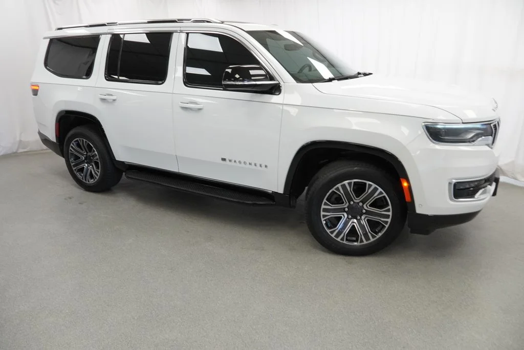 Certified Used 2023 White Jeep Base image 9