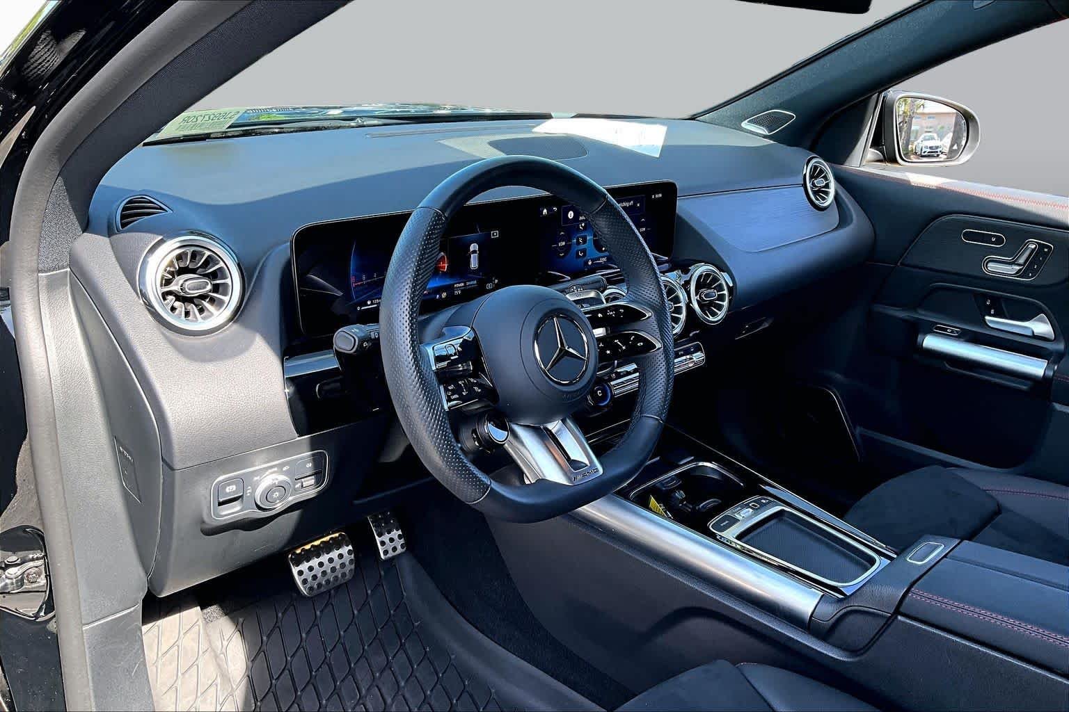 Used 2025 Night Black Mercedes-Benz AMG® GLA 35 image 30
