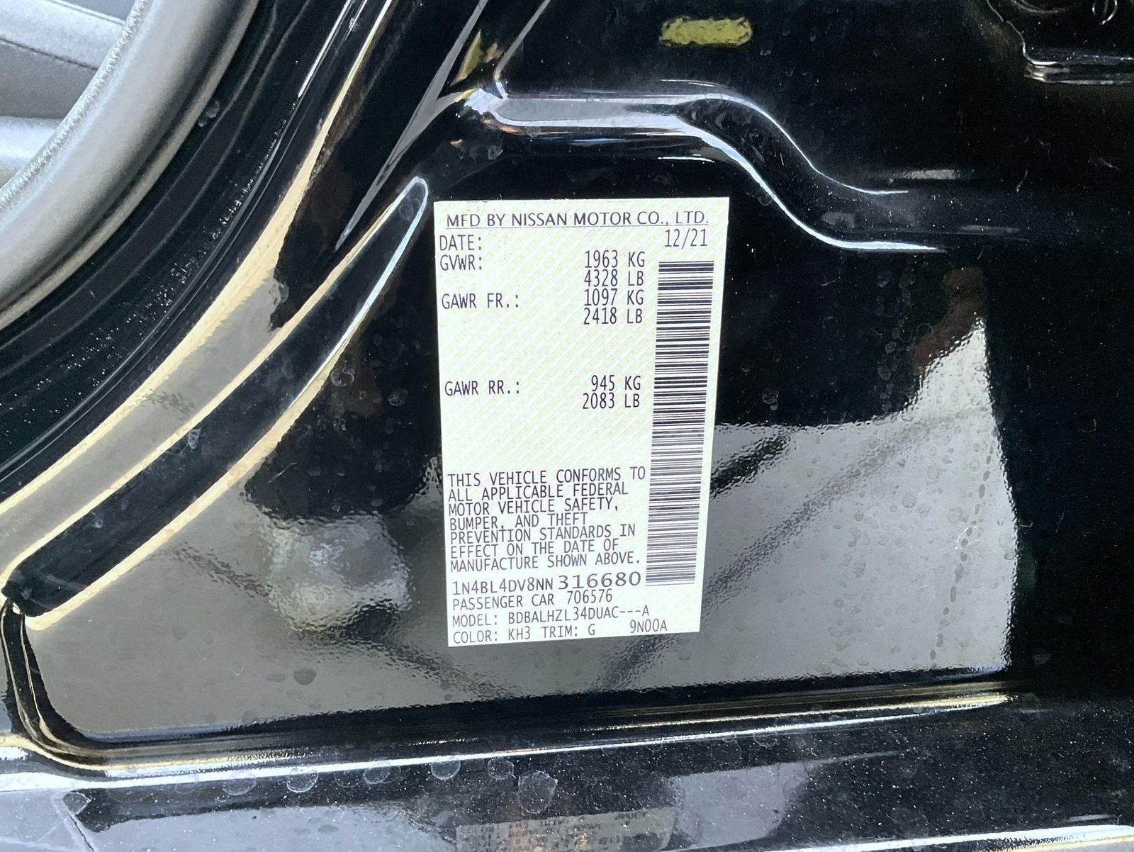 Used 2022 Black Nissan 2.5 SV image 25