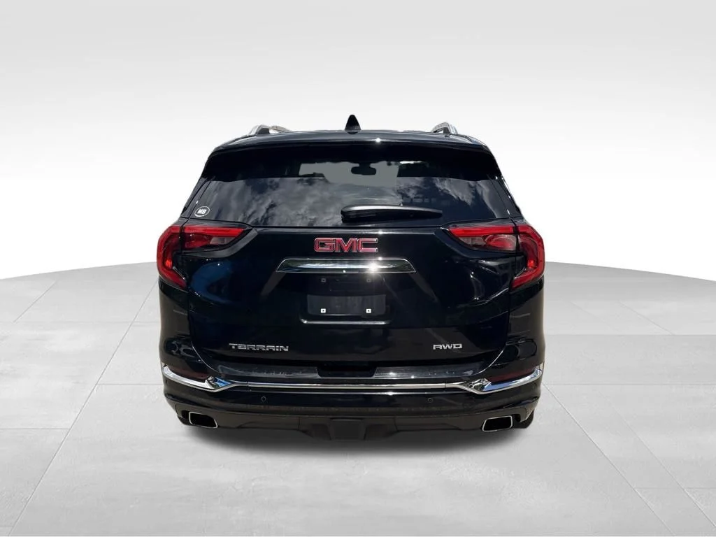 Used 2020 Black GMC Denali image 8