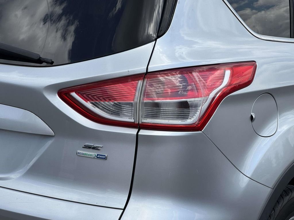 Used 2013 Silver Ford SE image 8