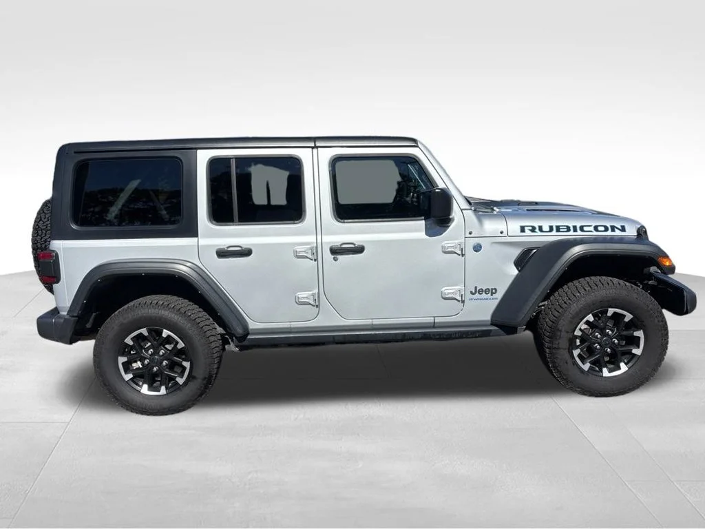 Used 2024 Silver Jeep Rubicon 4xe image 8