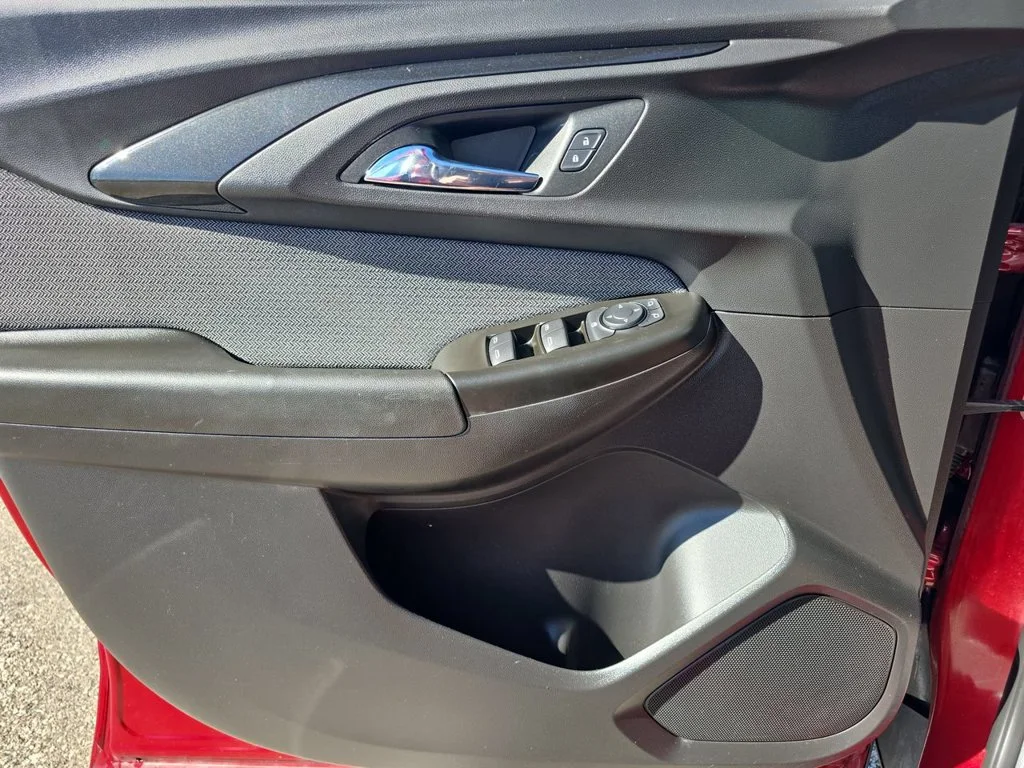 Used 2021 Red Chevrolet LS image 23