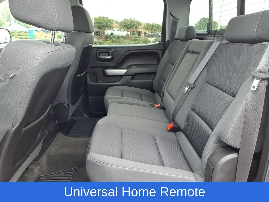Used 2015 Silver Chevrolet LT image 20
