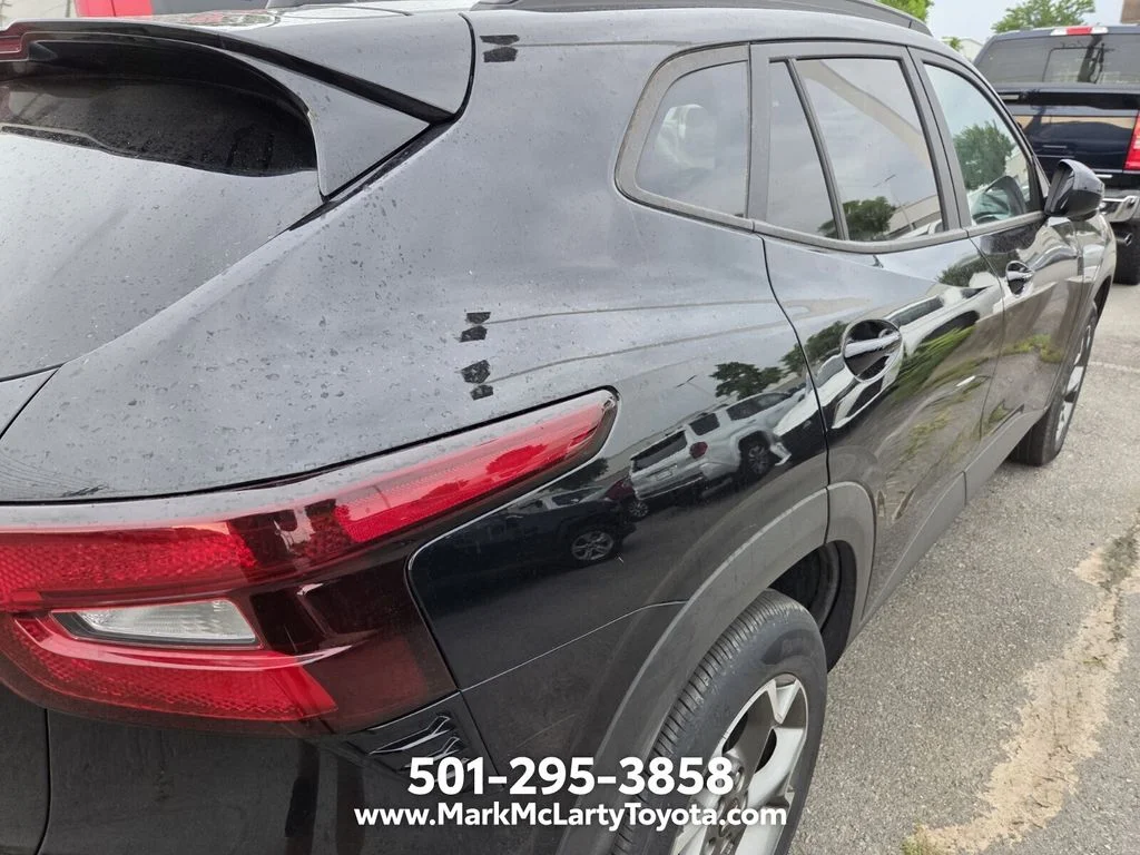 2025 Chevrolet Trax LT - Photo 9