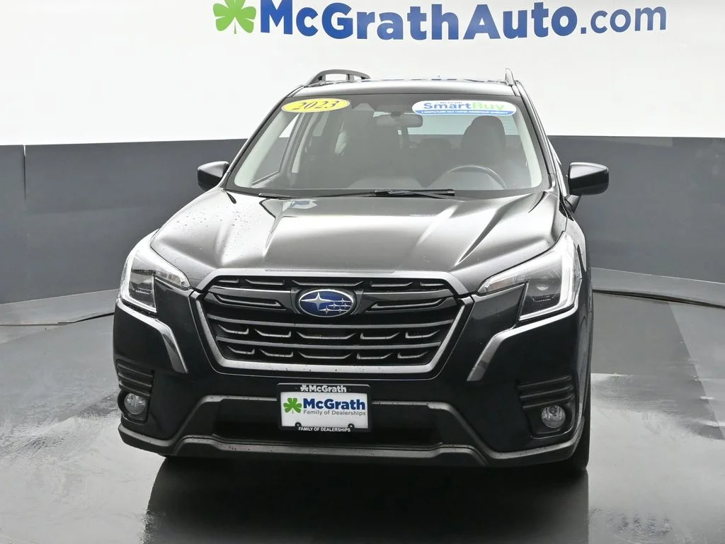 Used 2023 Black Subaru Premium image 6